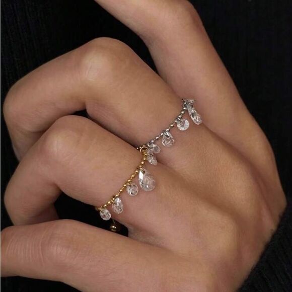 Crystal Ring #1776 - Picture 1 of 4